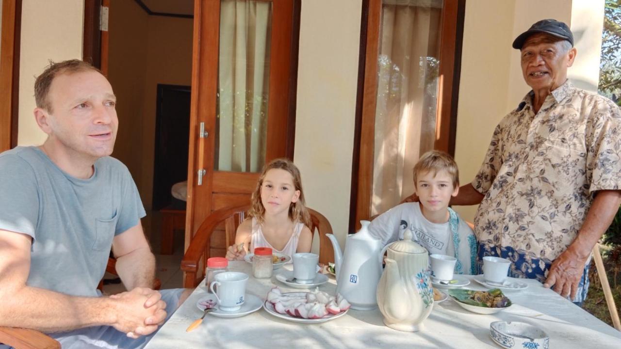 House Market Sidemen  Kültér fotó